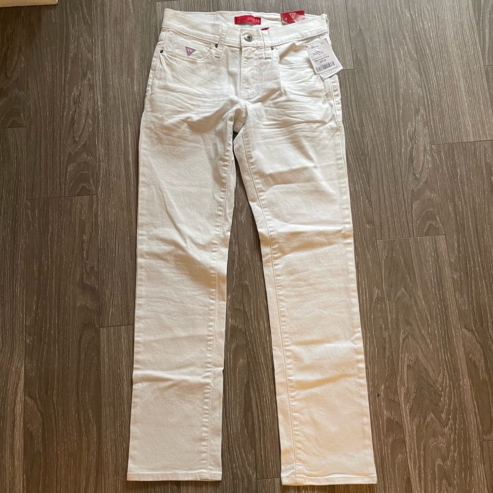 28x30 Slim White Guess Jeans
